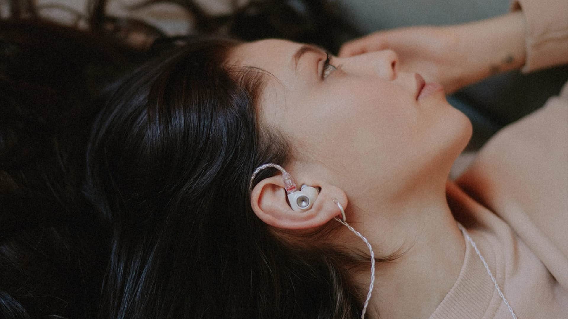 Win de Meze Audio Alba: Jouw Sleutel tot Audio in Stijl! - The New Sound