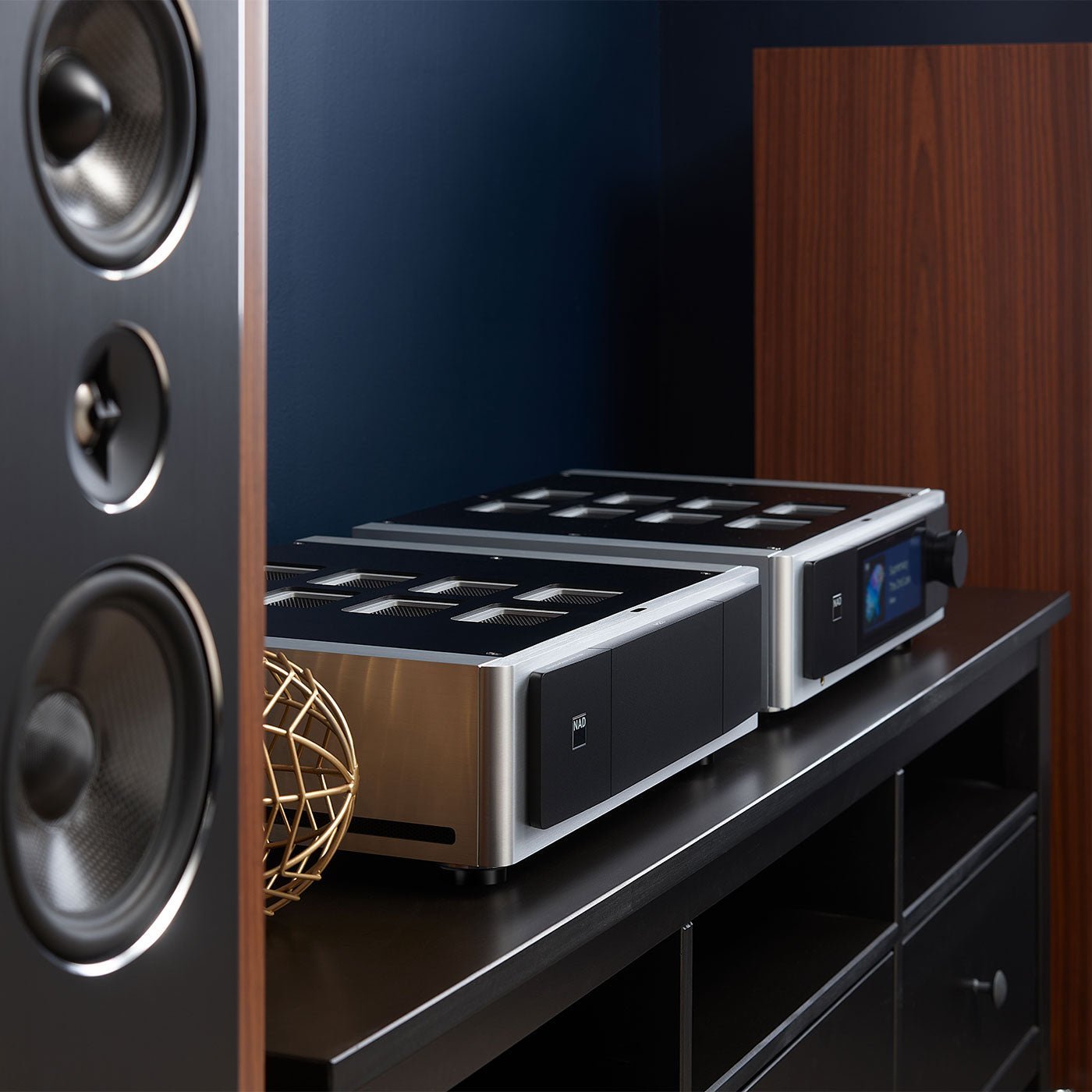 Eindversterker - The New Sound