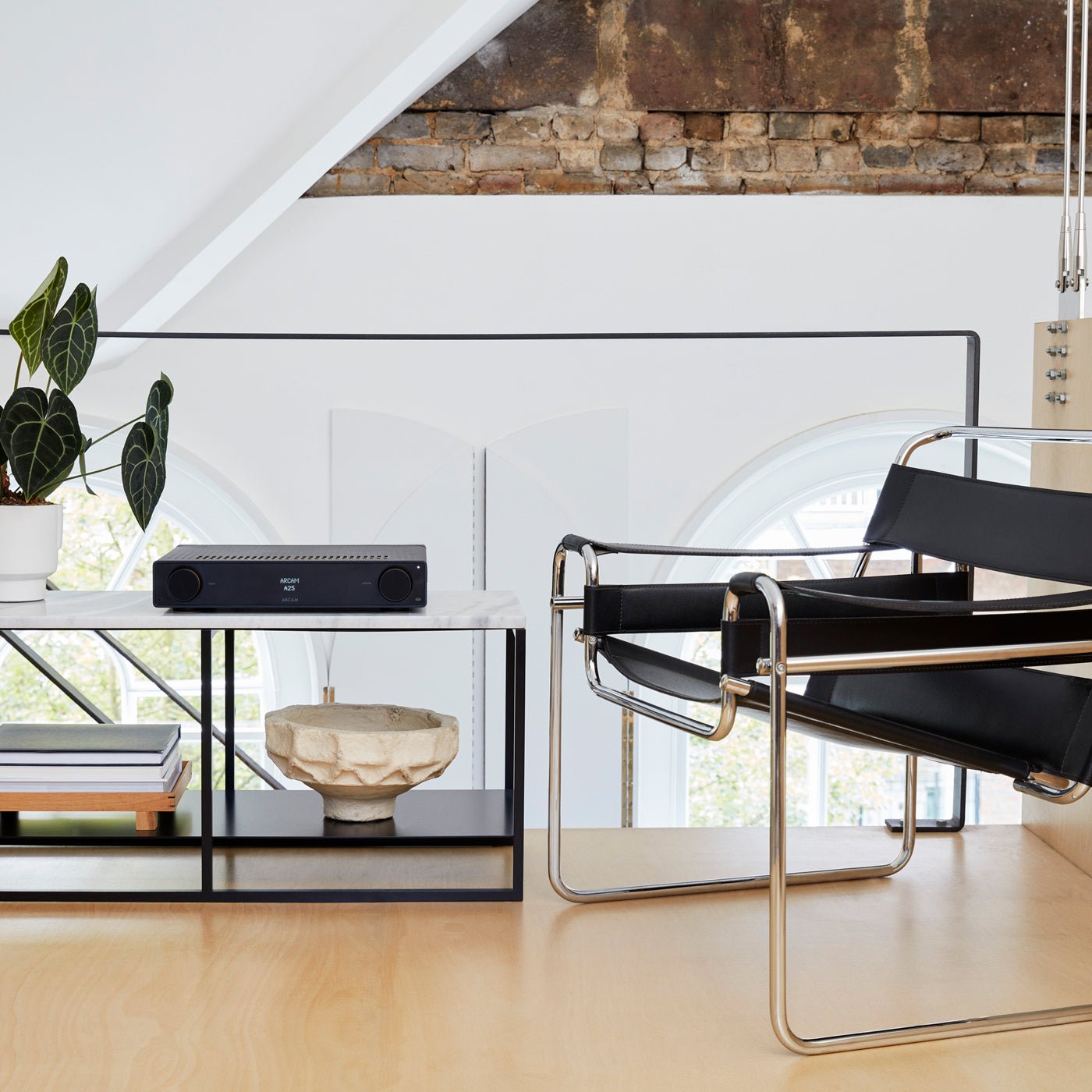 A25+ - Arcam - The New Sound