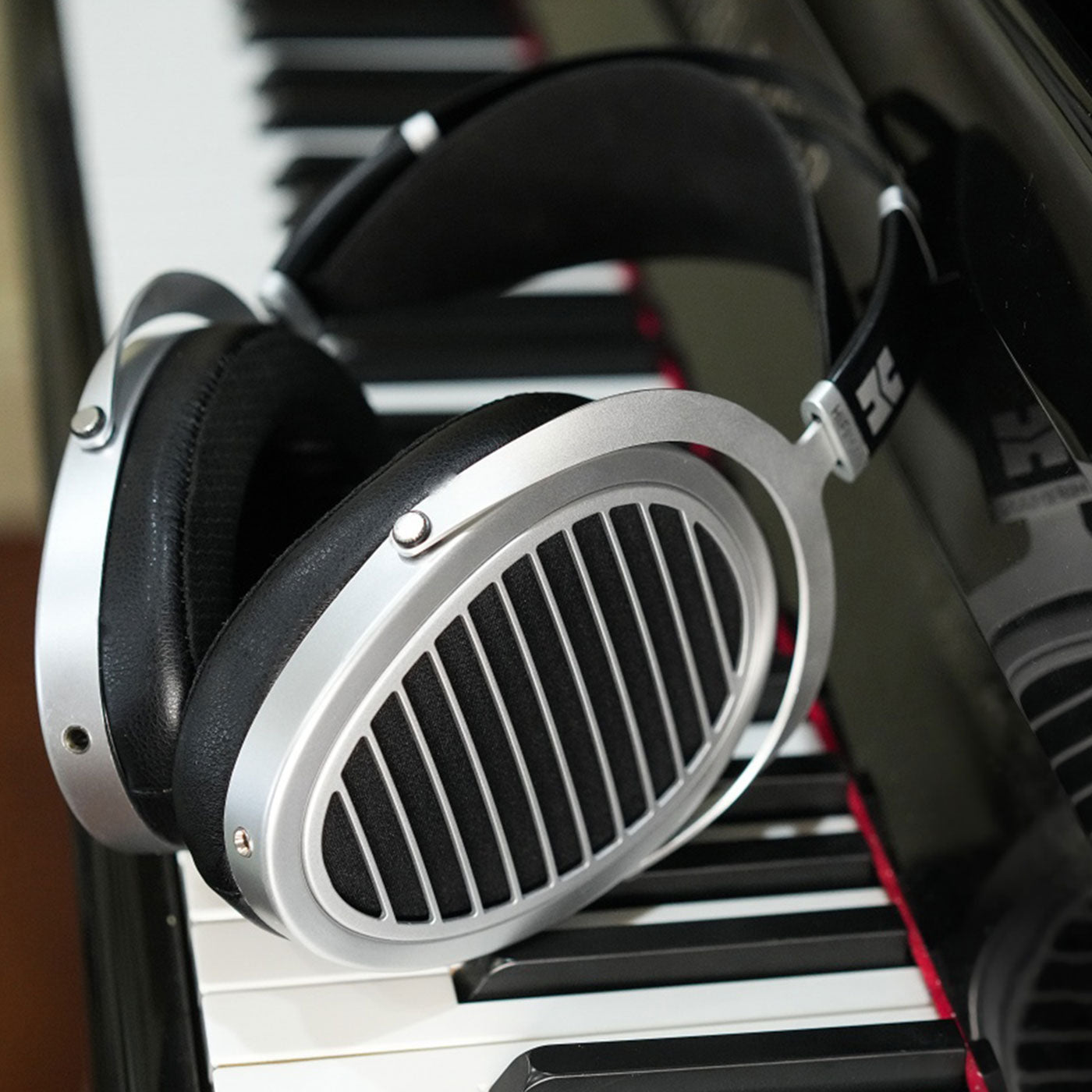 Ananda Nano - Hifiman - The New Sound