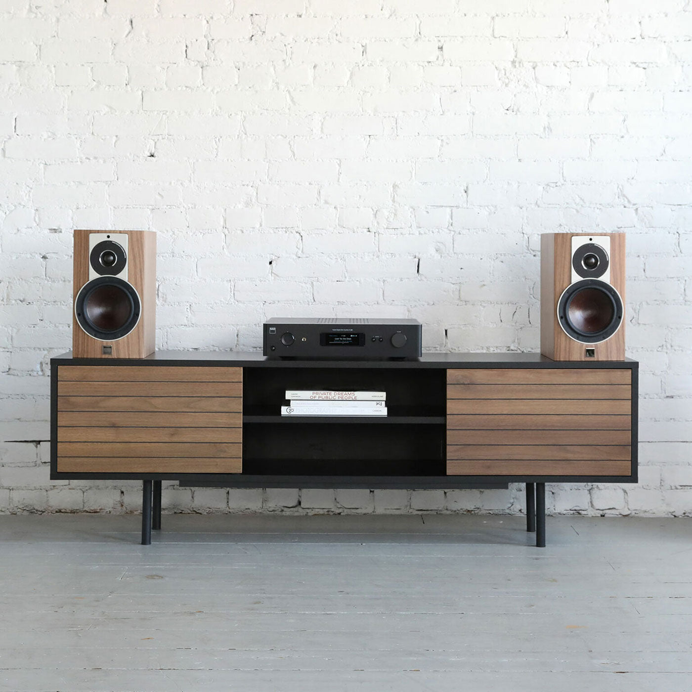 C389 - NAD - The New Sound