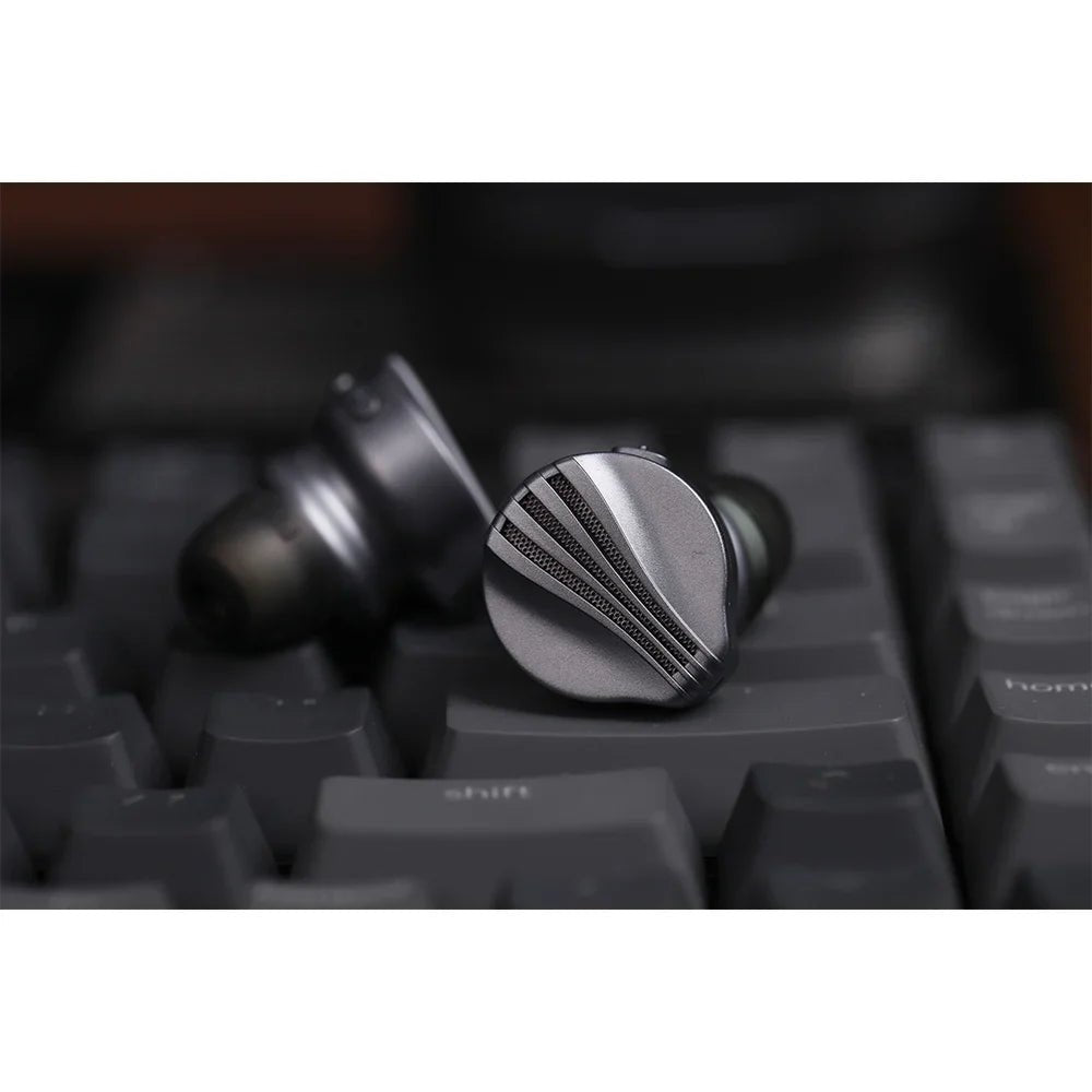 FW3 - FiiO - The New Sound