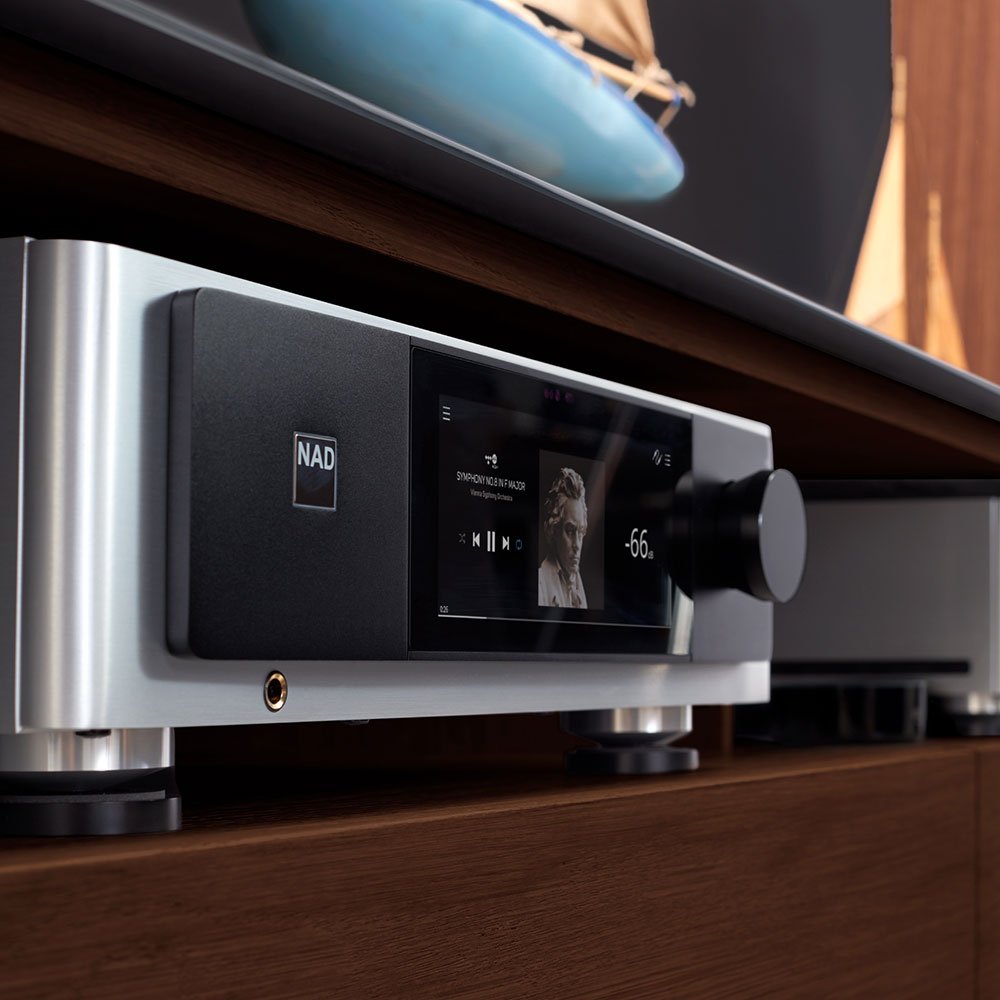 M33 - NAD - The New Sound