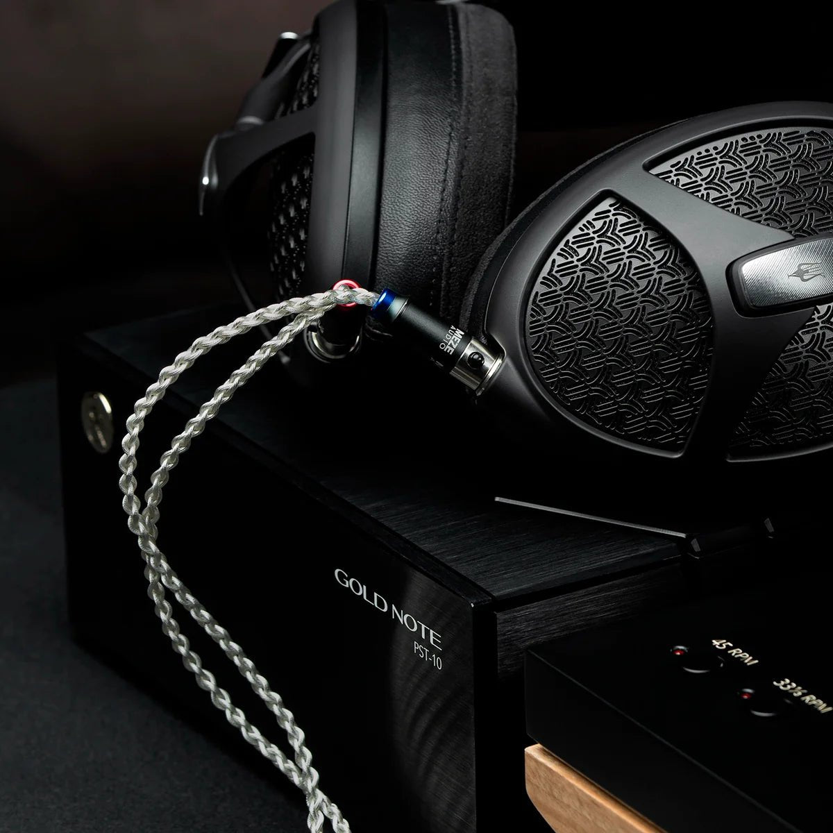 Meze Mini - XLR Zilver PCUHD Premium Cable - Meze Audio - The New Sound