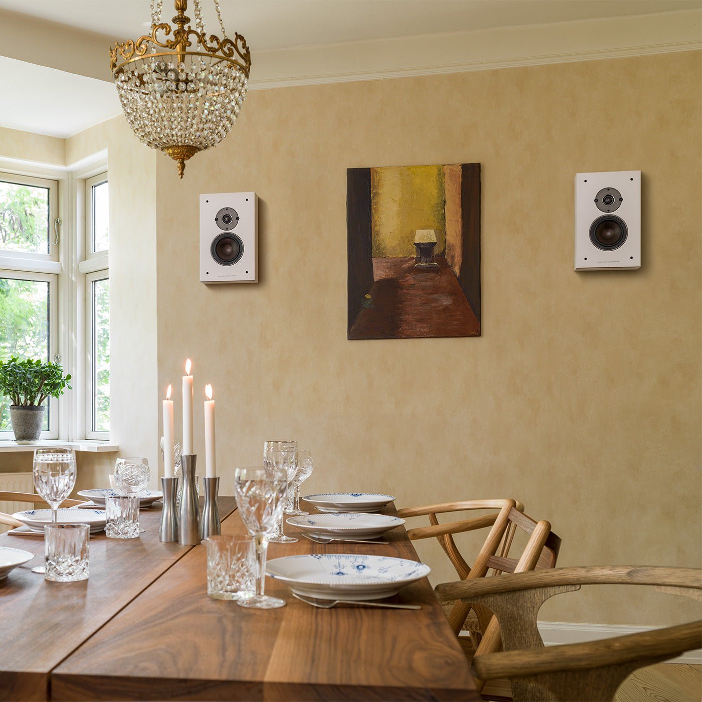 Oberon On - Wall - Dali - The New Sound