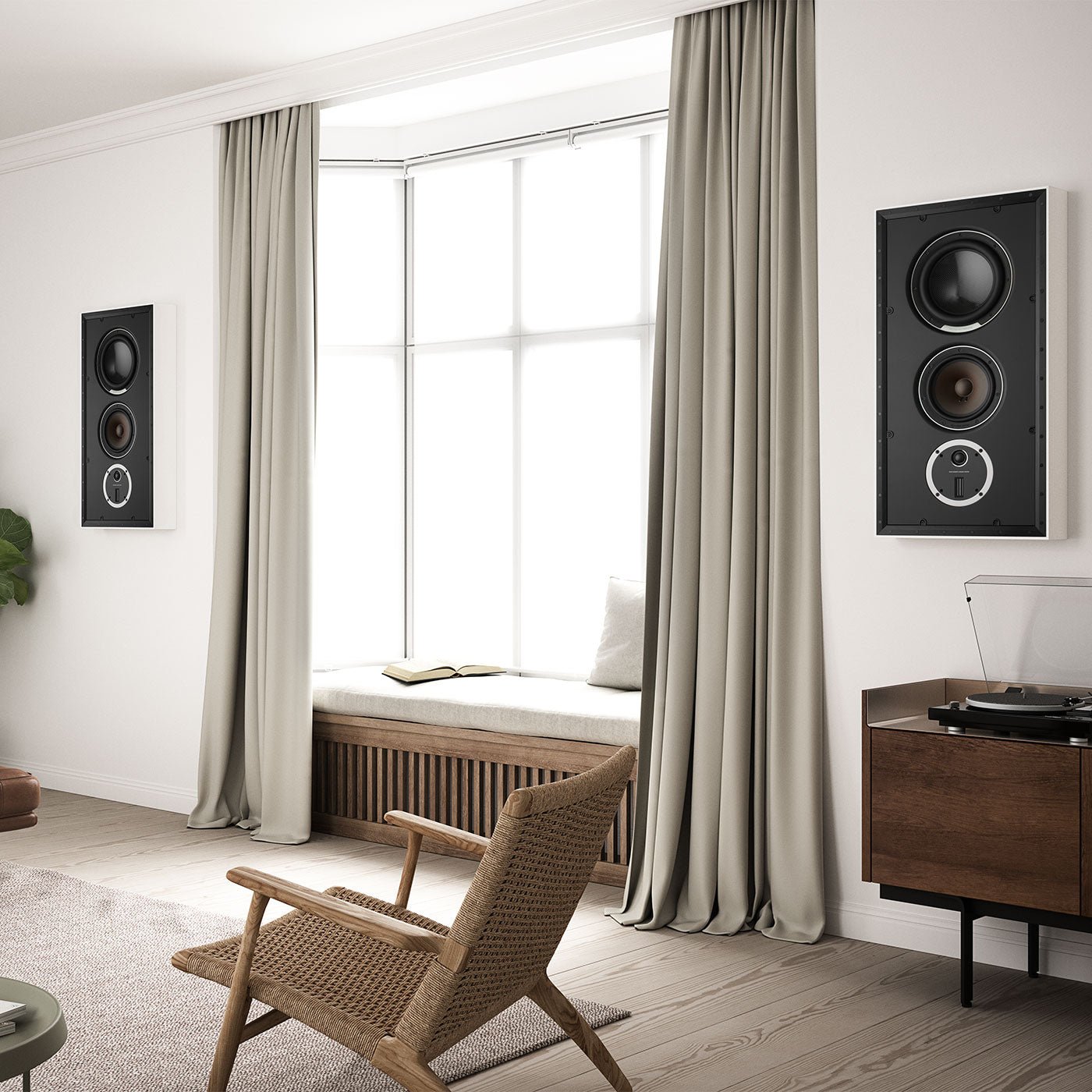 Phantom S - 180 - Dali - The New Sound