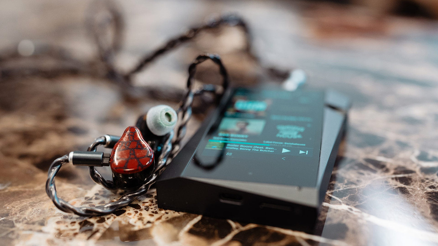 SR35 - Astell & Kern - The New Sound