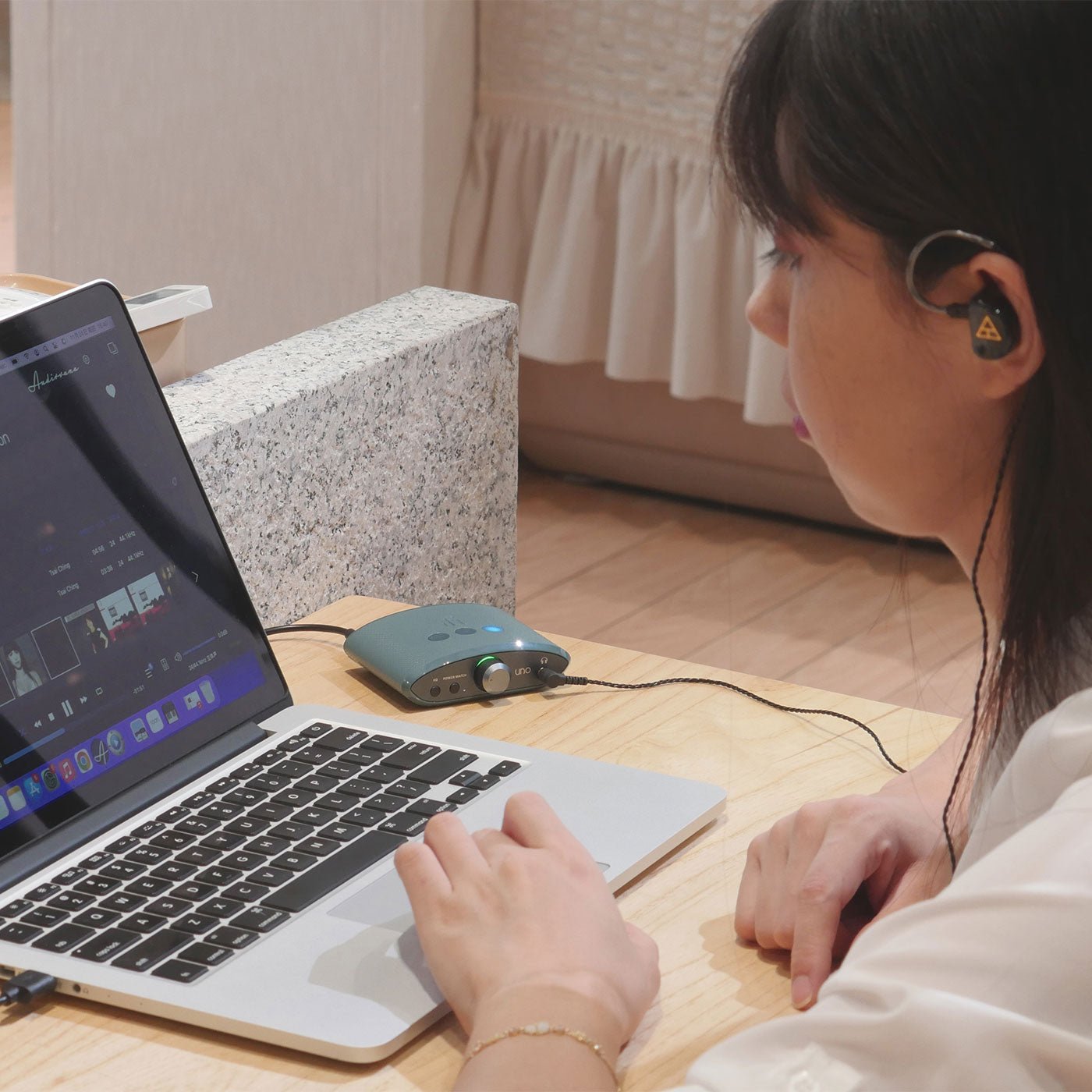 Uno - iFi Audio - The New Sound