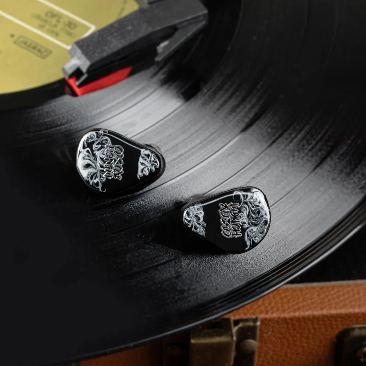Nieuw binnen: IEM’s - The New Sound
