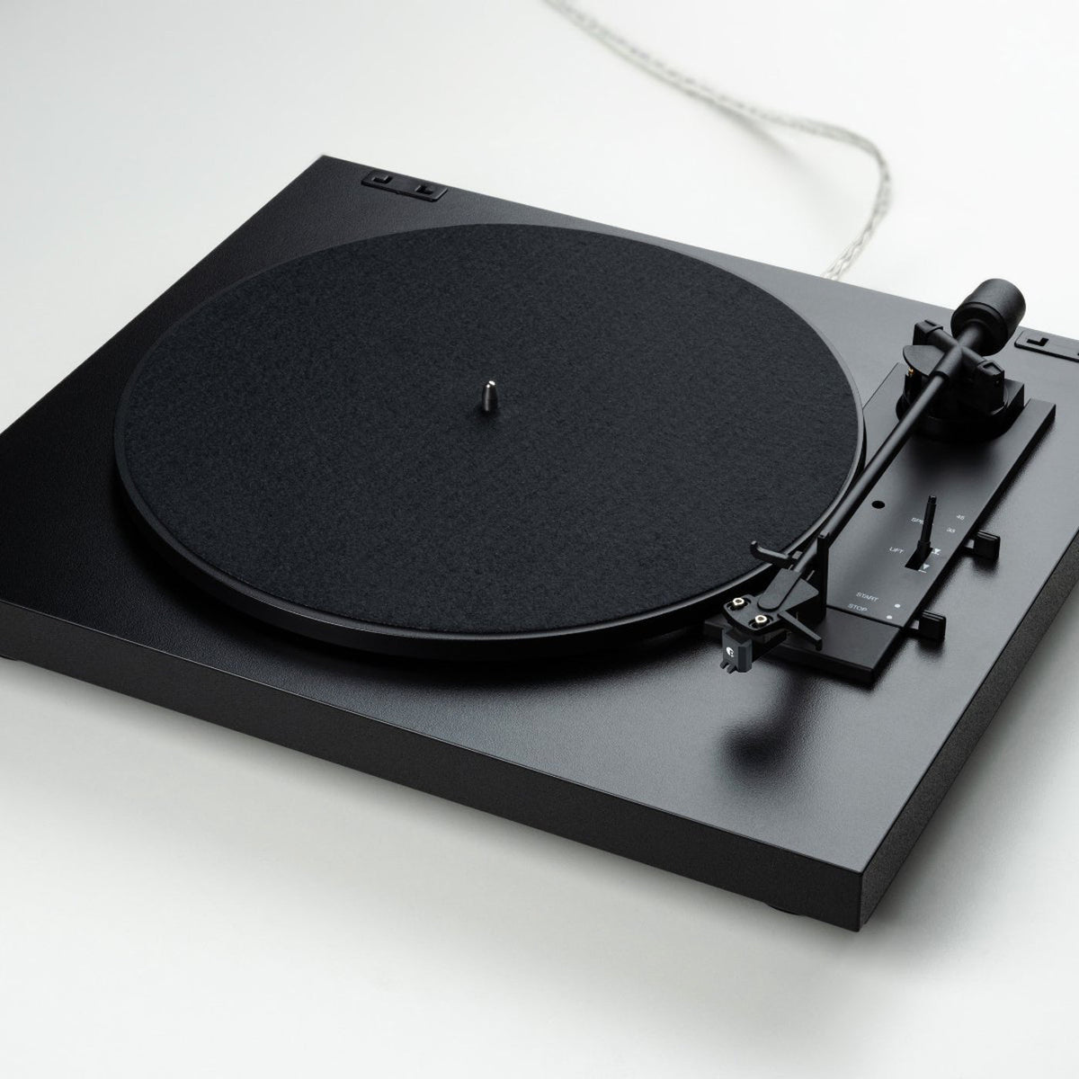A1.2 - Pro-ject - The New Sound