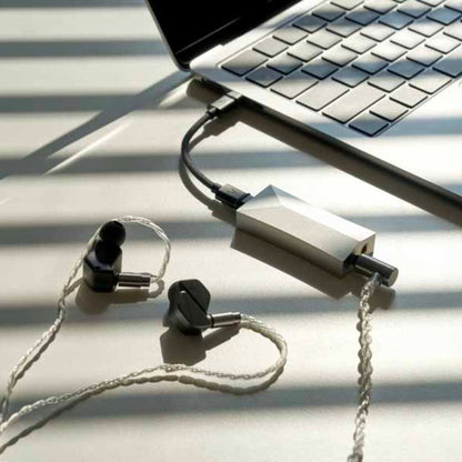 AK HC4 - Astell & Kern - The New Sound