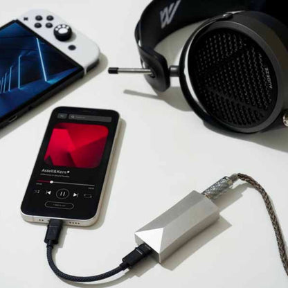 AK HC4 - Astell & Kern - The New Sound
