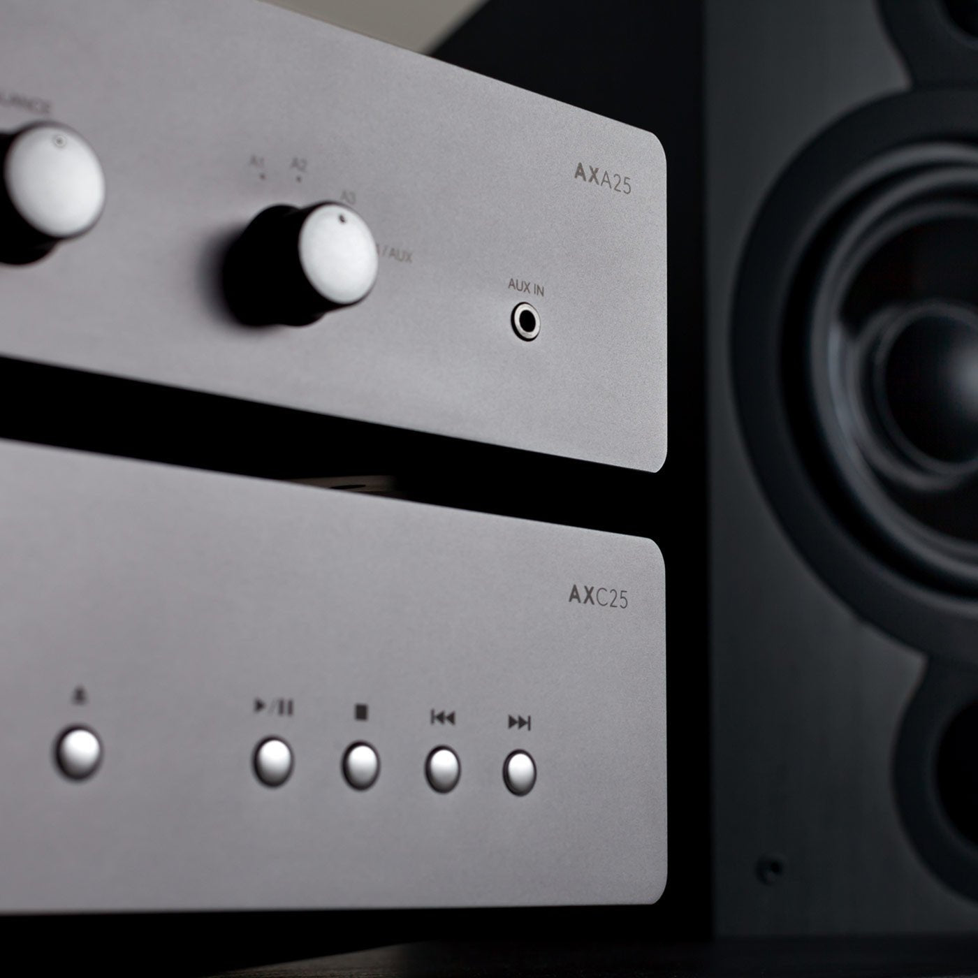 AXA25 - Cambridge Audio - The New Sound