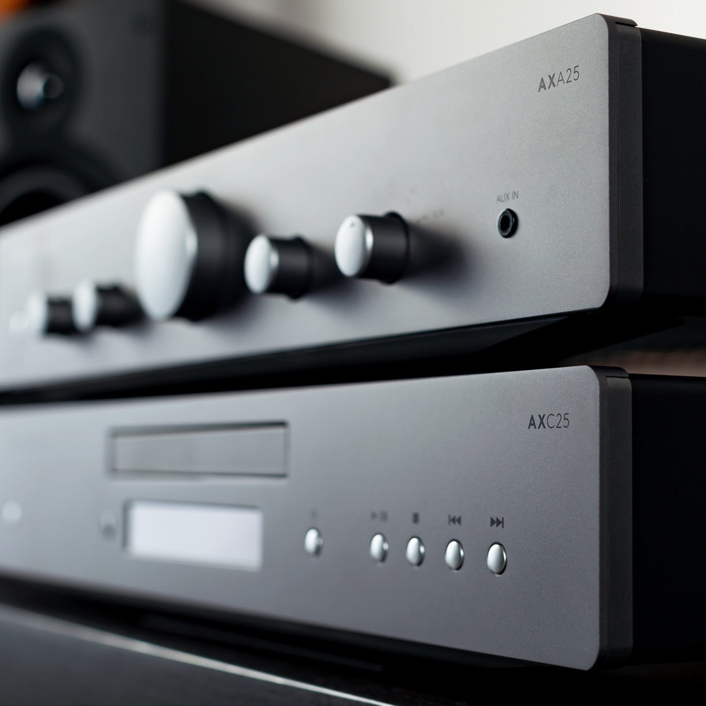 AXA25 - Cambridge Audio - The New Sound