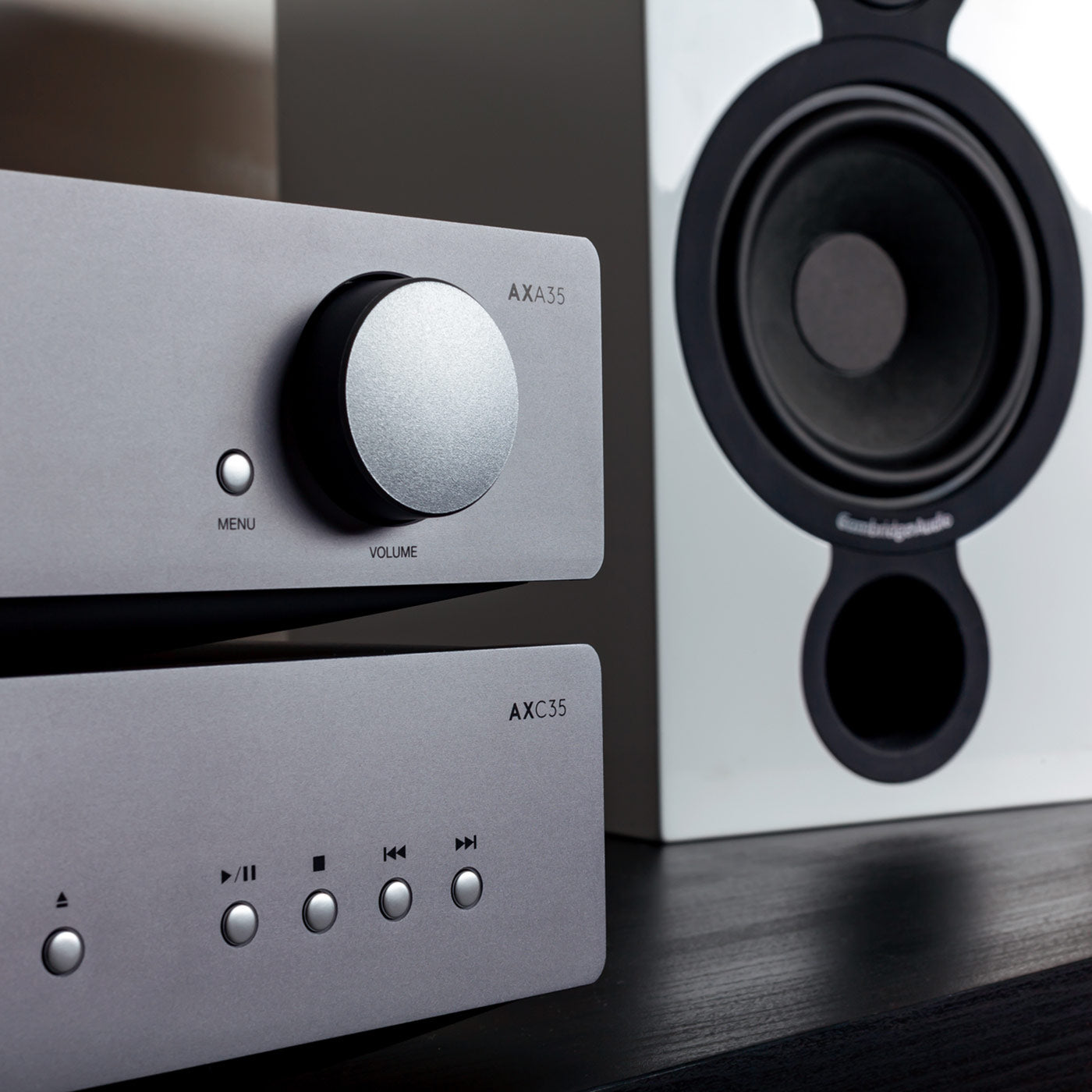 AXA35 - Cambridge Audio - The New Sound