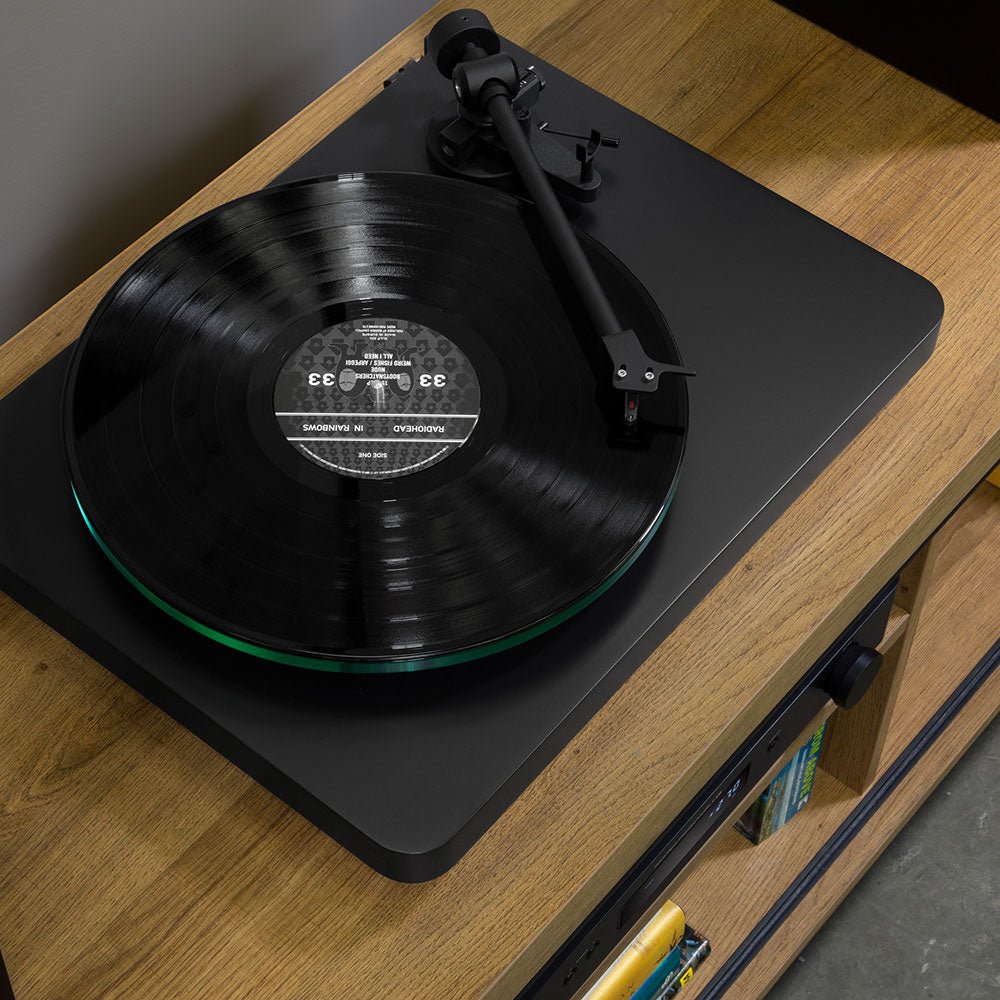 C558 - NAD - The New Sound