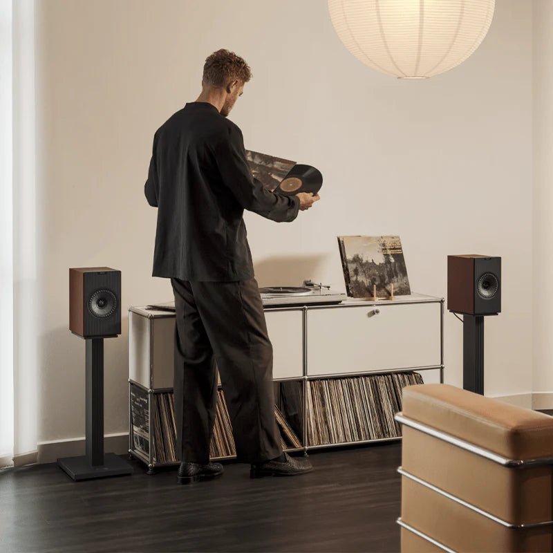 Coda W - KEF - The New Sound