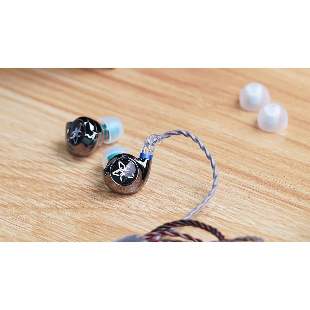 FH11 - FiiO - The New Sound