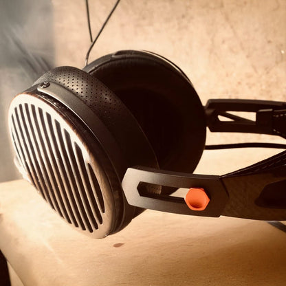 FT7 - FiiO - The New Sound