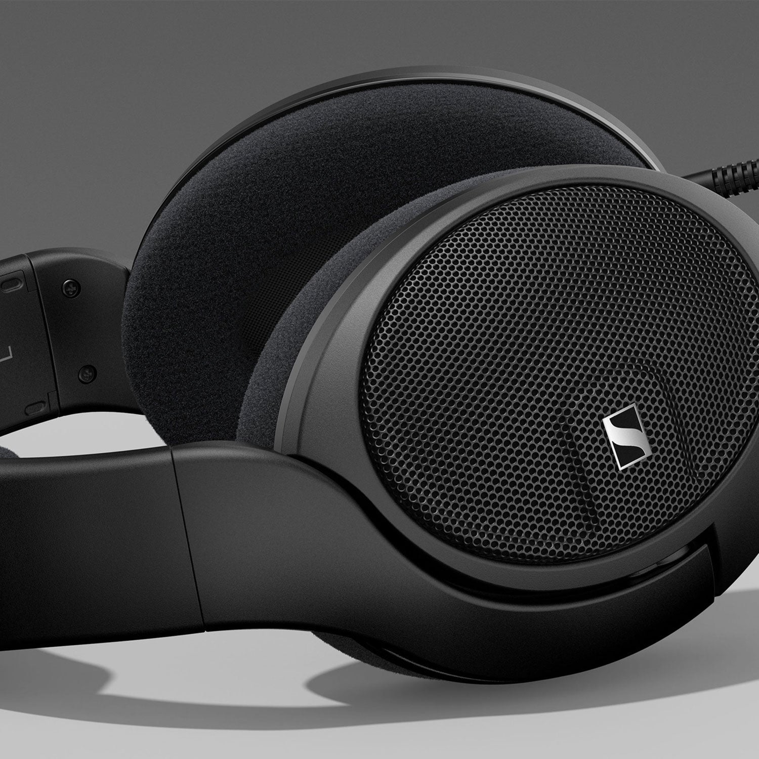 HD 560S - Sennheiser - The New Sound