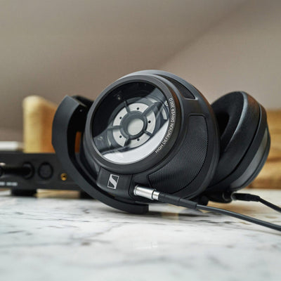 HD 820 - Sennheiser - The New Sound