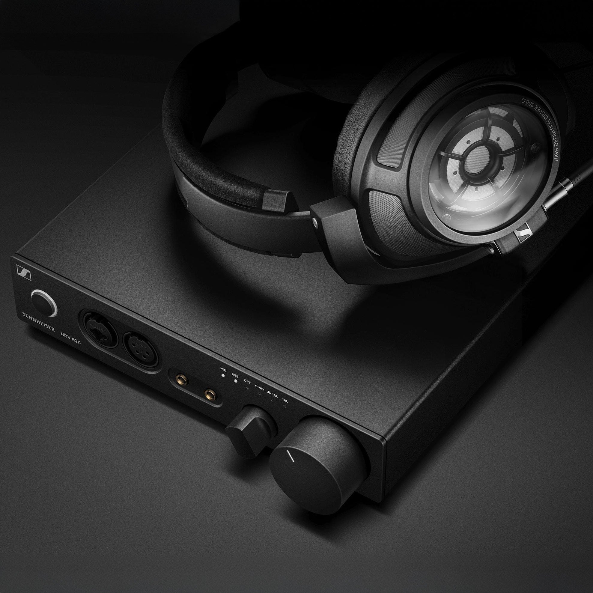 HD 820 - Sennheiser - The New Sound