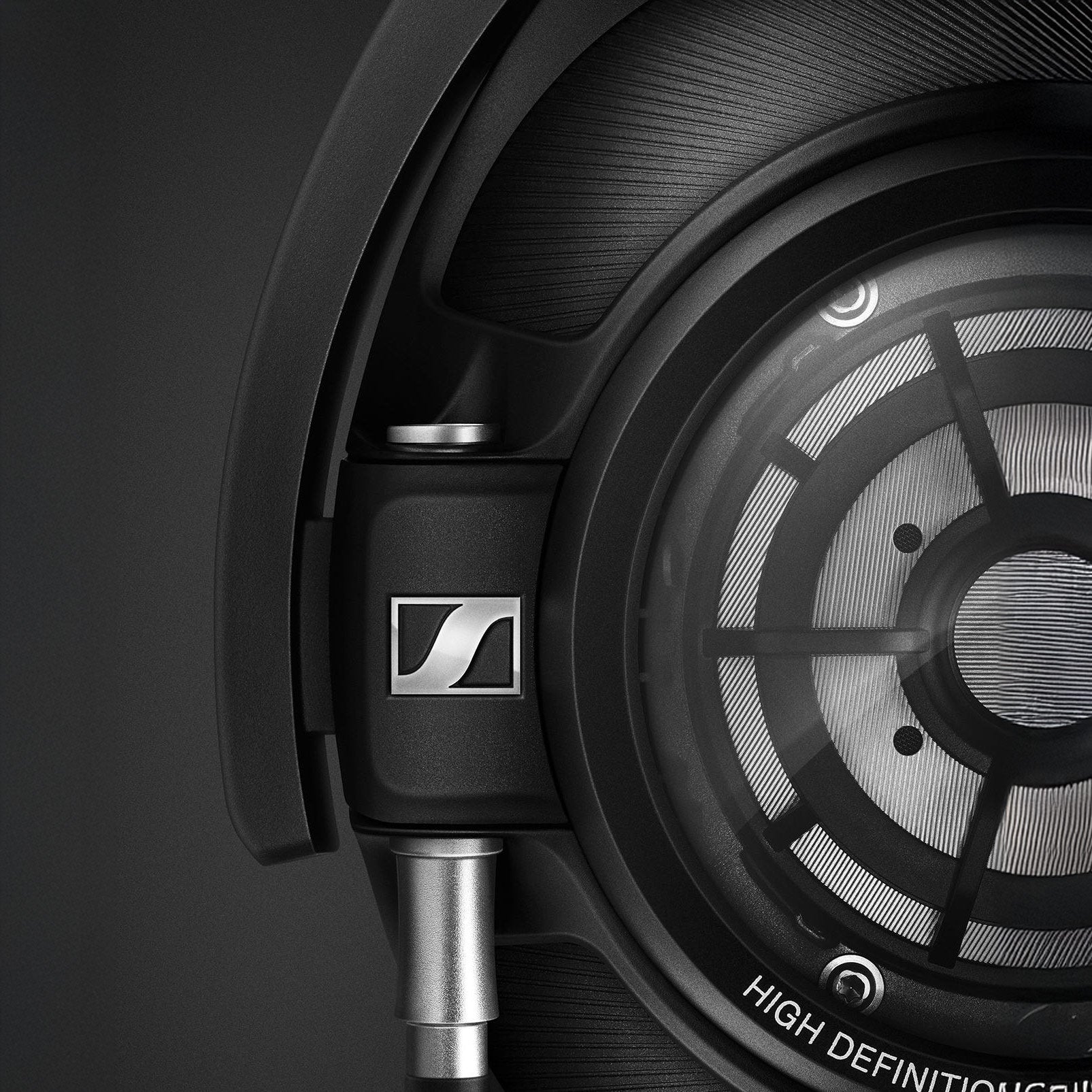 HD 820 - Sennheiser - The New Sound