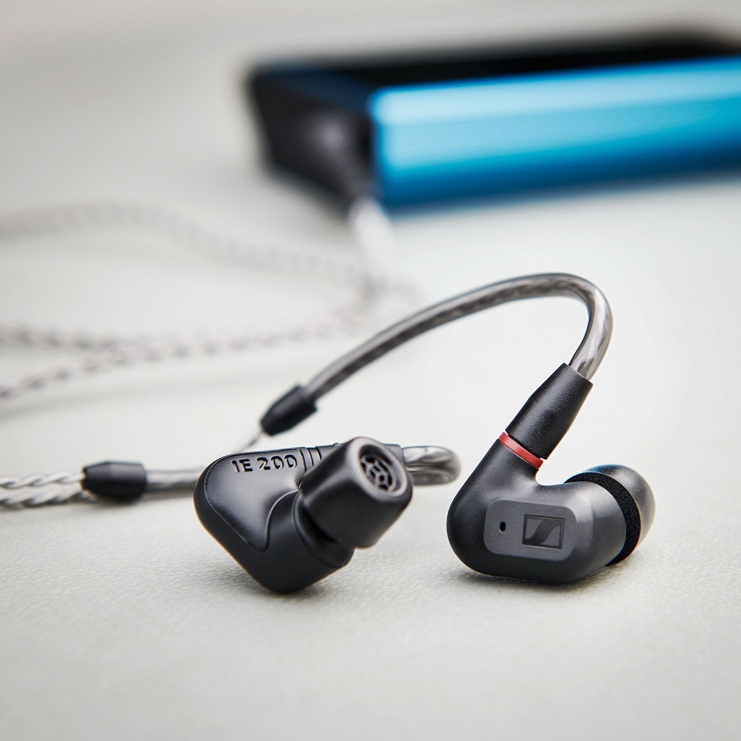 IE 200 - Sennheiser - The New Sound