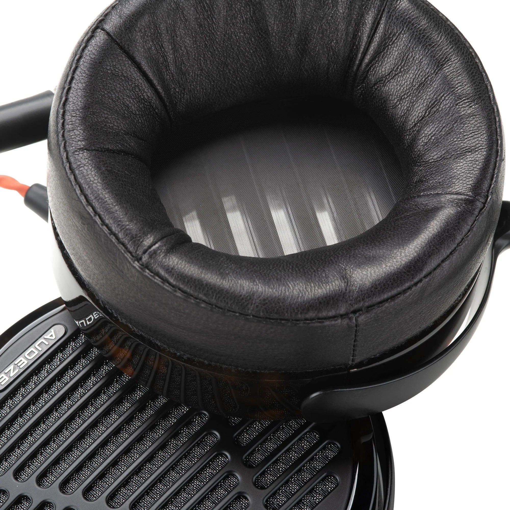 LCD - 5 - Audeze - The New Sound
