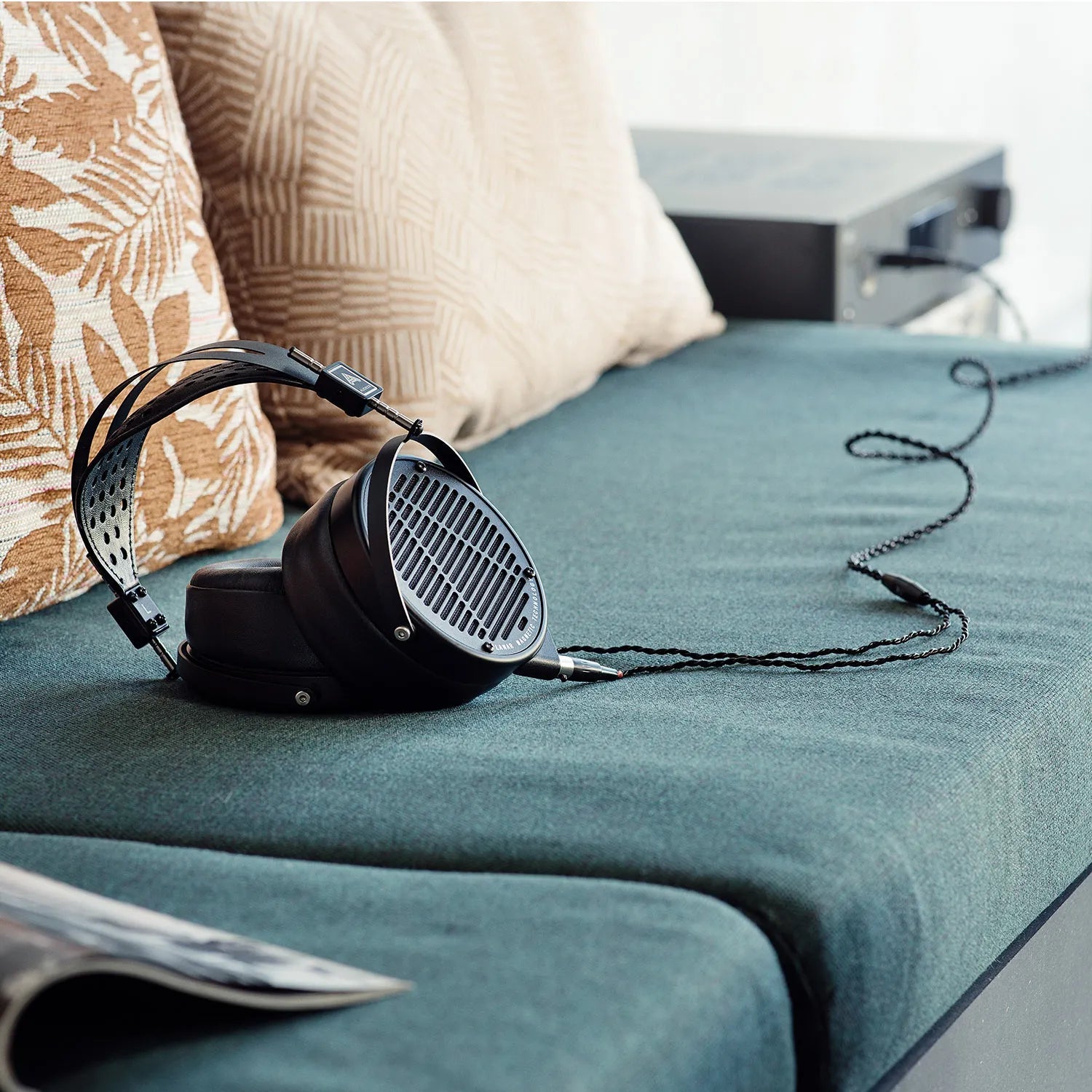 LCD - X - Audeze - The New Sound