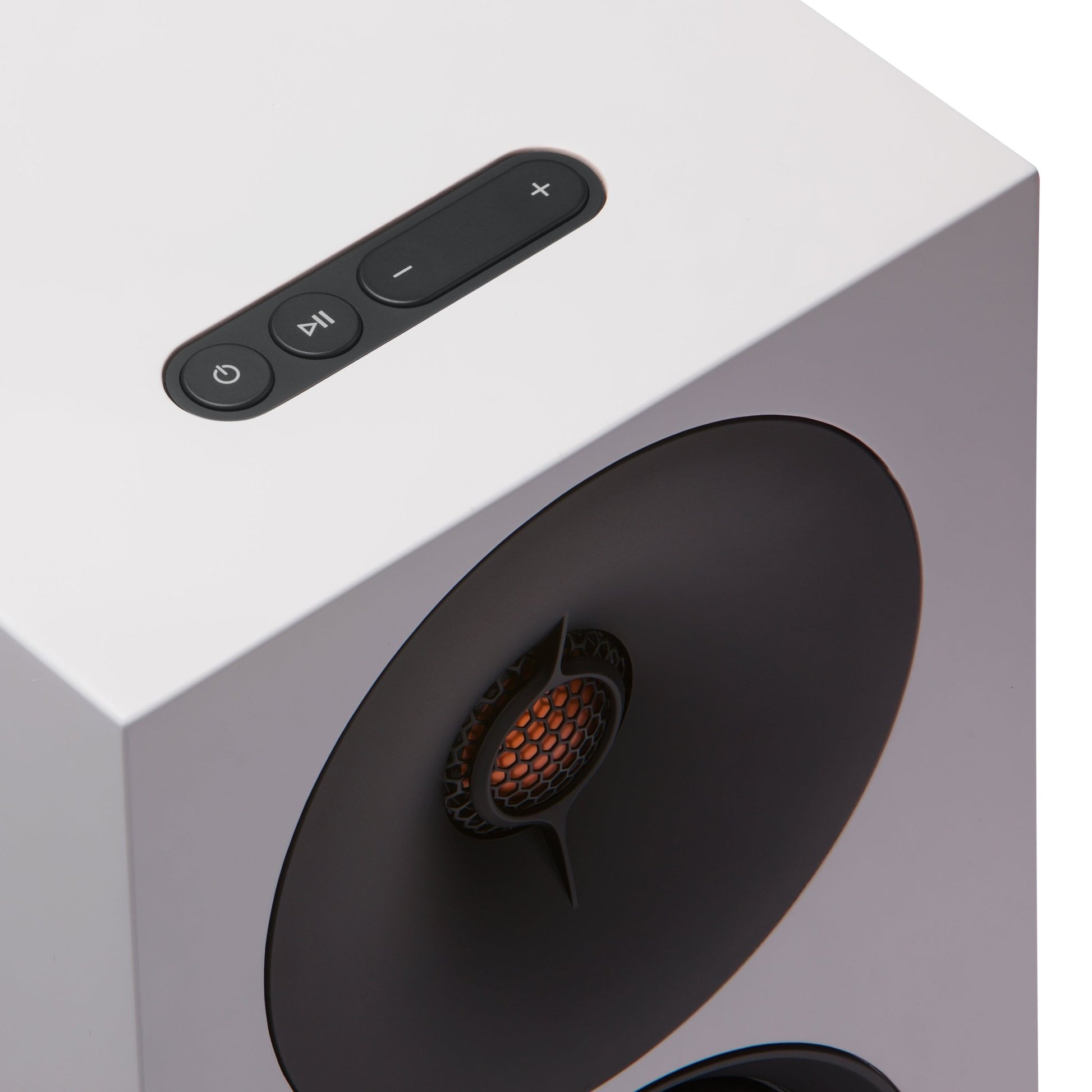 L/R M - Cambridge Audio - The New Sound
