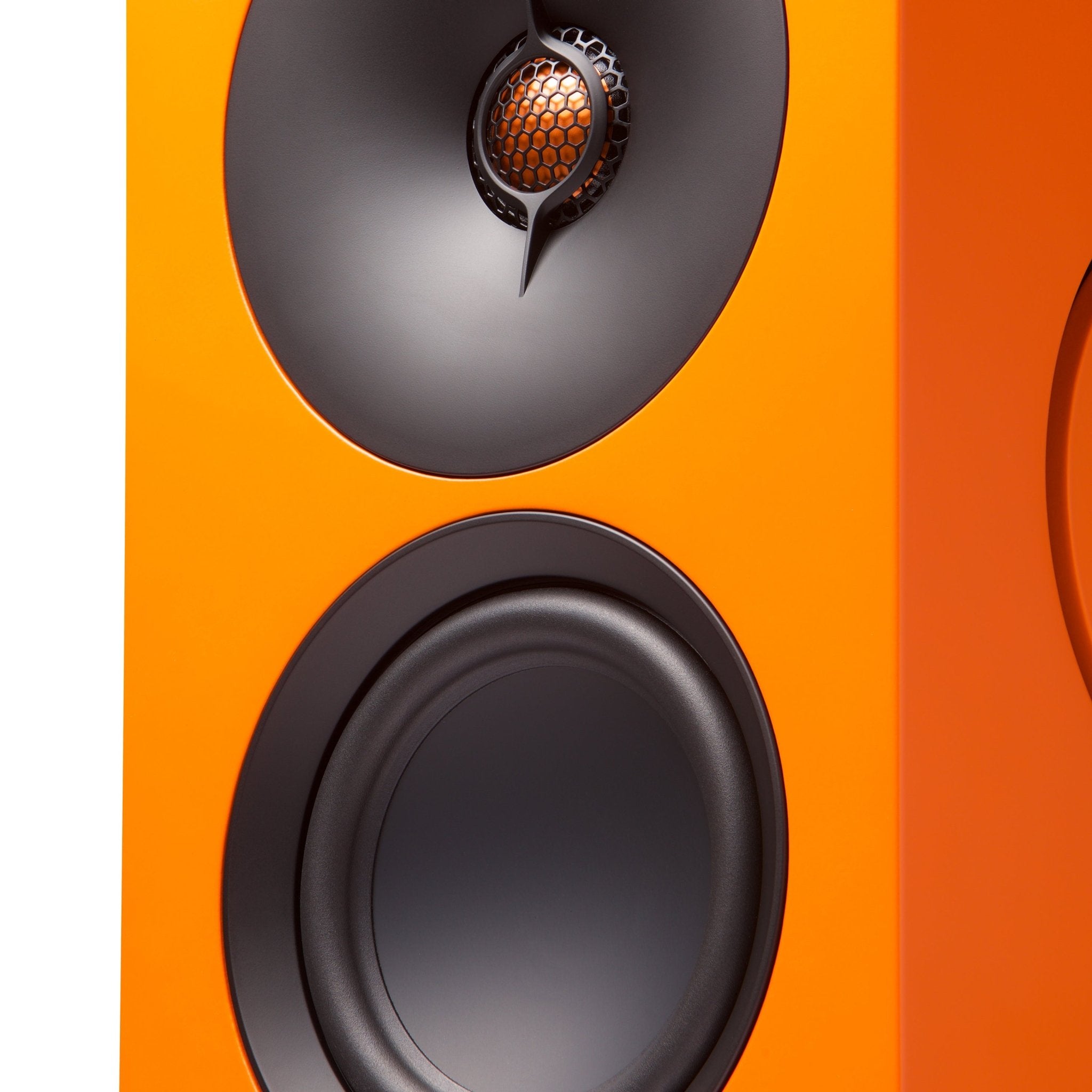 L/R M - Cambridge Audio - The New Sound