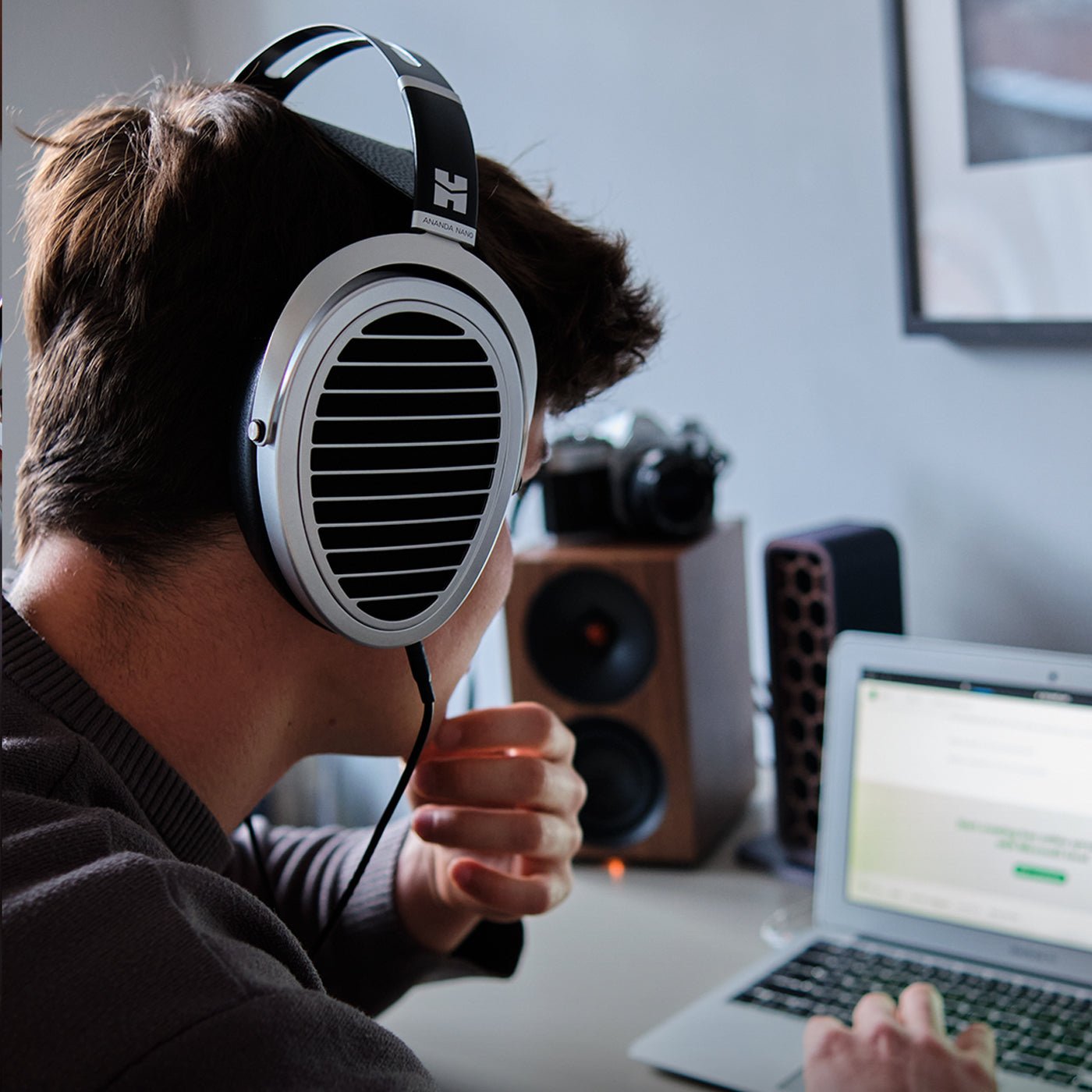 L/R S - Cambridge Audio - The New Sound