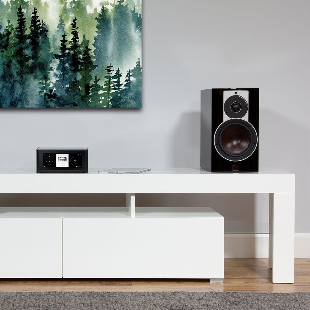 M10 V3 - NAD - The New Sound