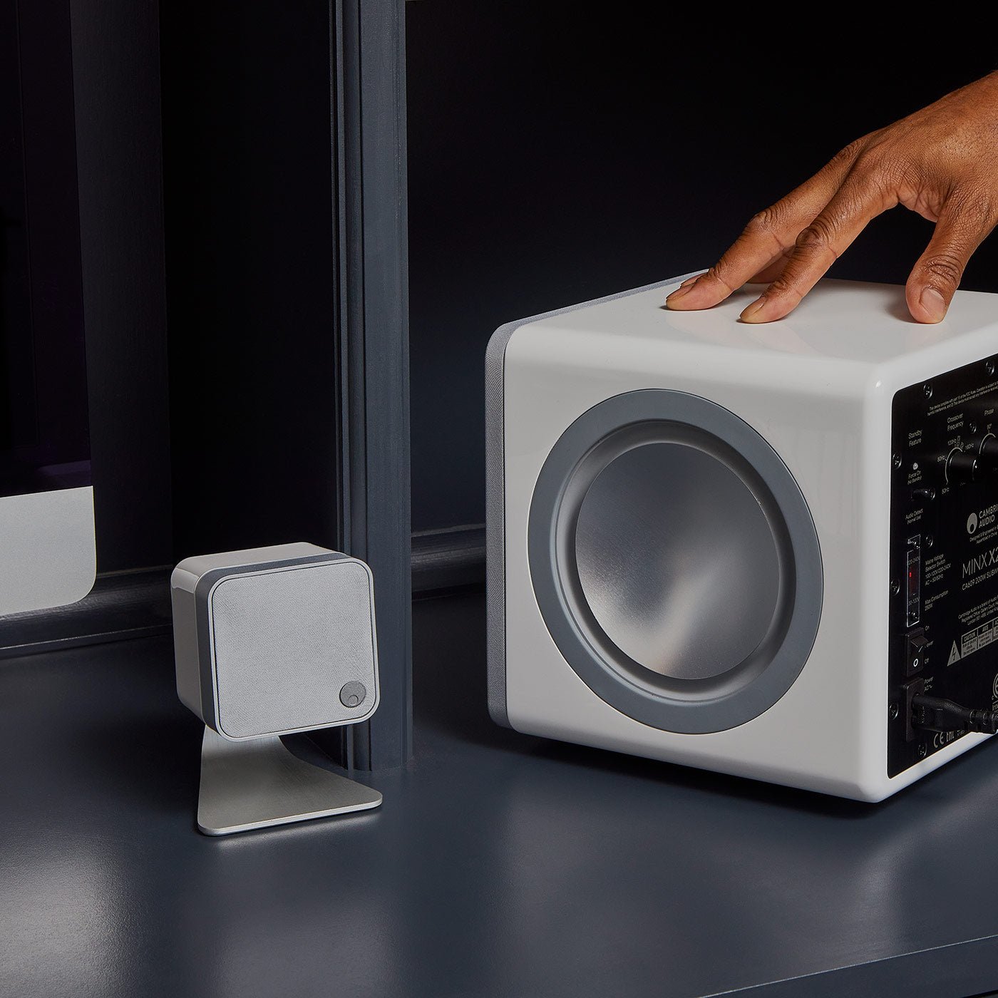 Minx Min 12 - Cambridge Audio - The New Sound