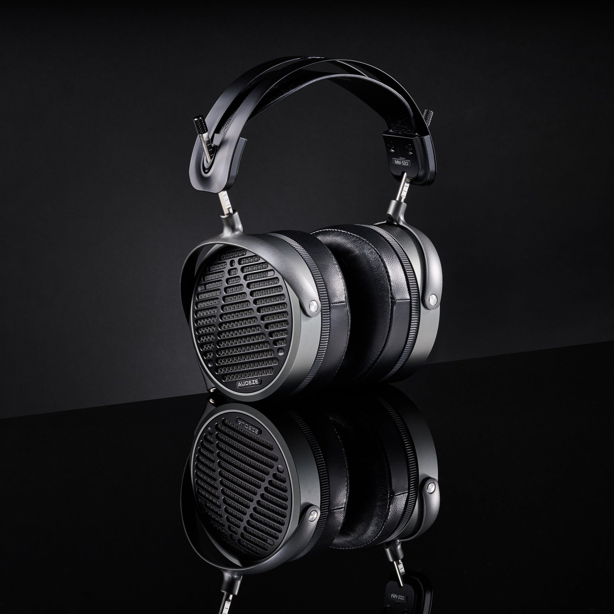 MM-520 - Audeze - The New Sound