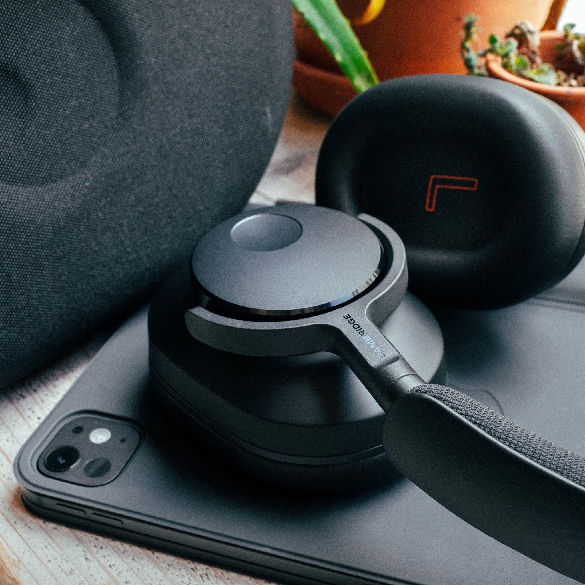 P100 SE - Cambridge Audio - The New Sound