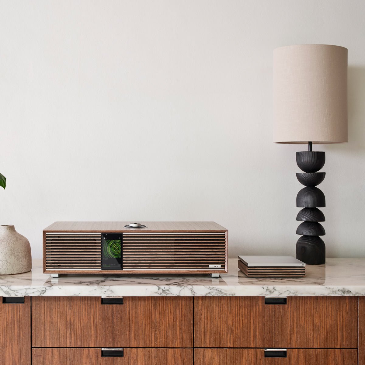 R - CD100 - Ruark - The New Sound