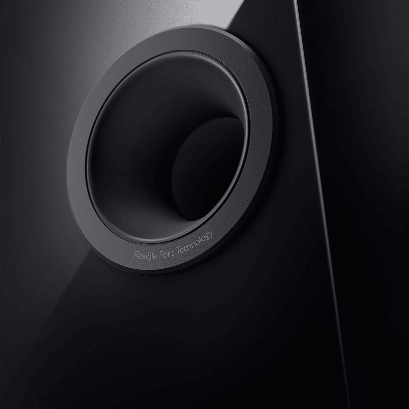 R11 Meta - KEF - The New Sound