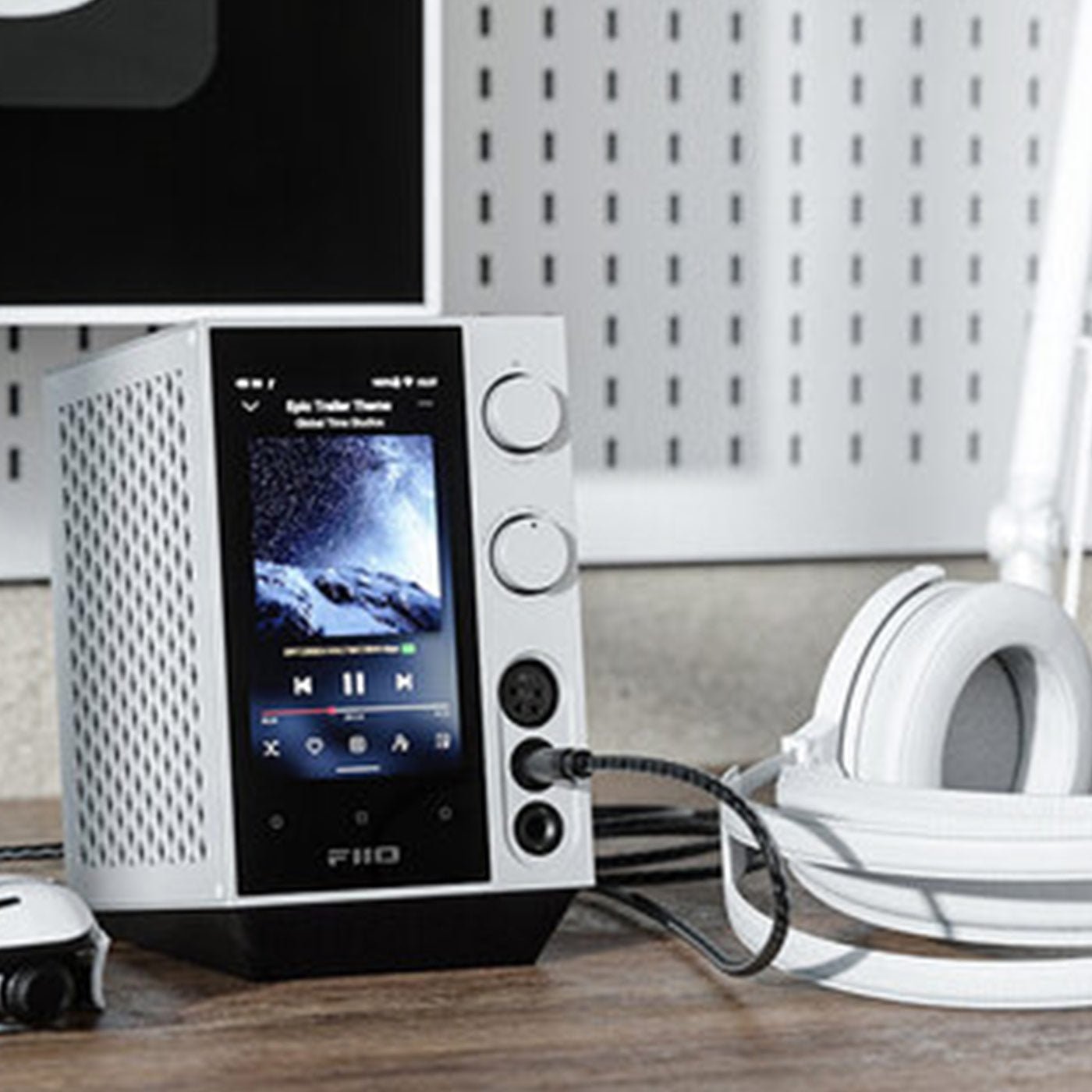 R7 - FiiO - The New Sound