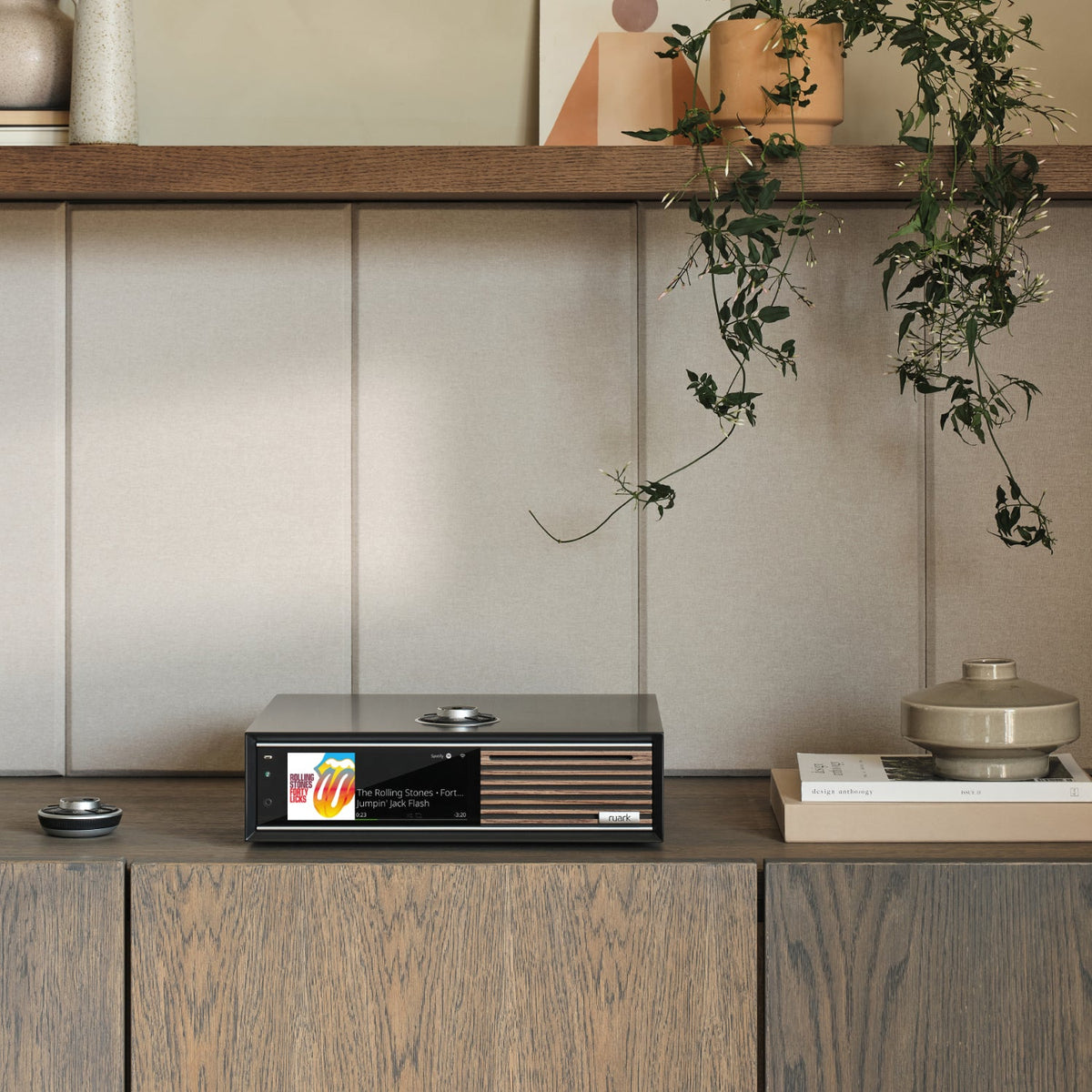 R710 - Ruark - The New Sound