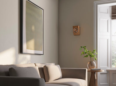 R8 Meta - KEF - The New Sound