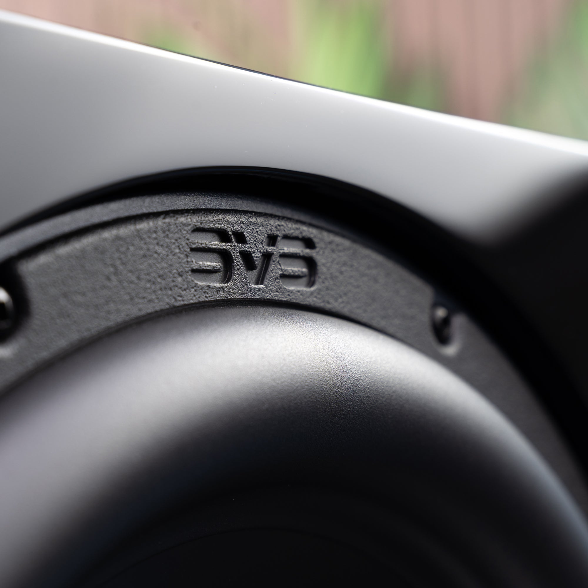 SB-3000 R|Evolution - SVS - The New Sound