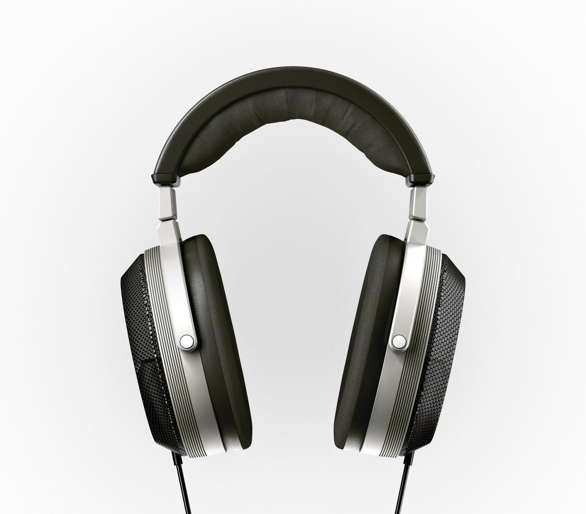Solitaire P - T+A - The New Sound
