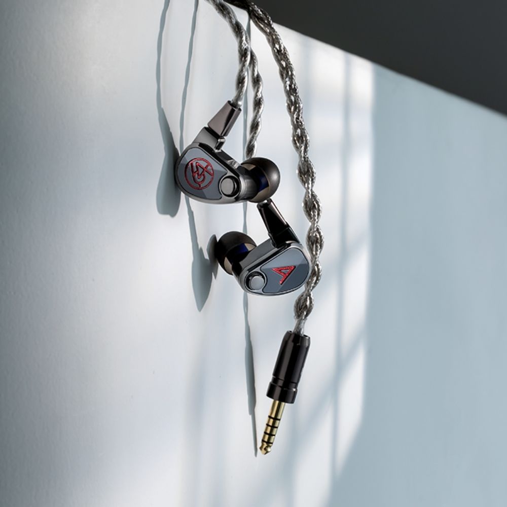 XIO - Astell & Kern - The New Sound